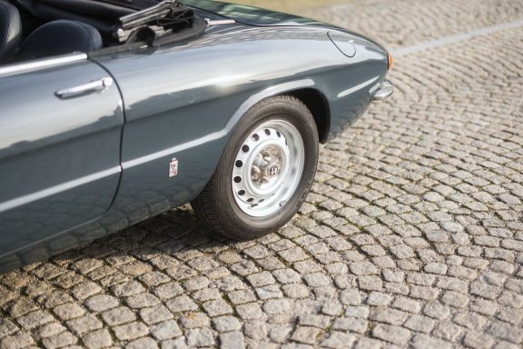 Alfa Romeo Spider 1750 Veloce